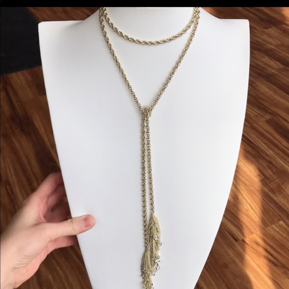 Kendra Scott Jewelry - Kendra Scott gold sloane necklace